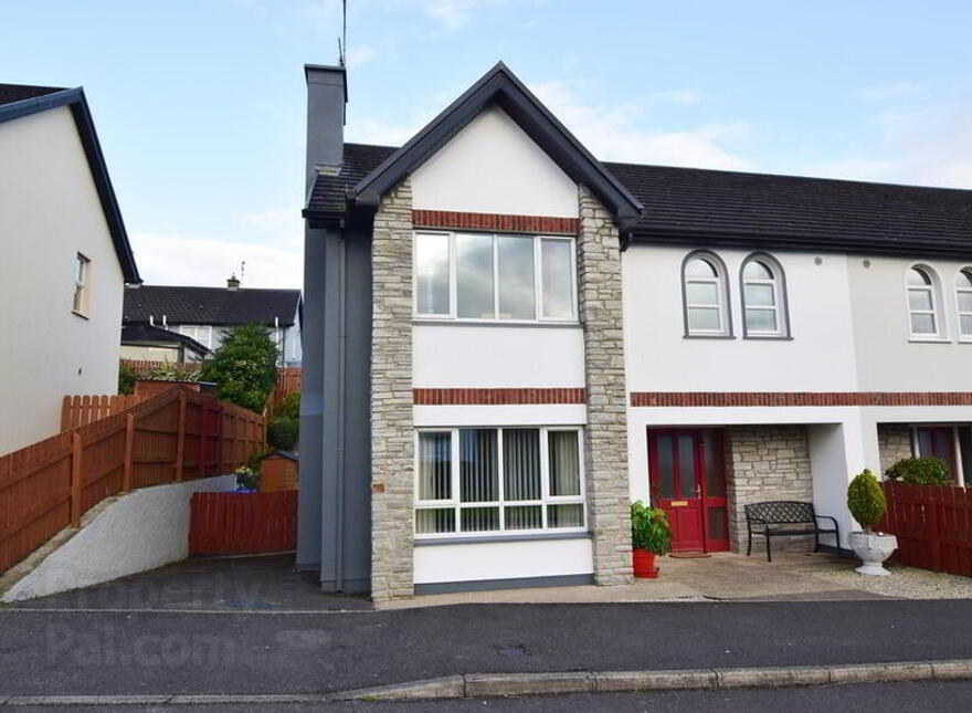 56 Forest Park, Killygordon, Donegal, F93A625 photo