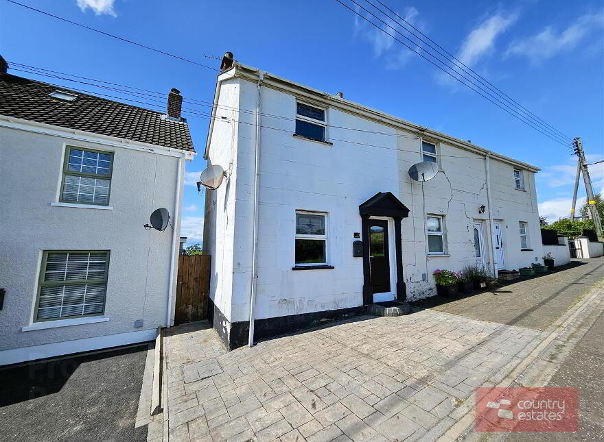 71 Carntall Road, Newtownabbey, BT36 5SD photo