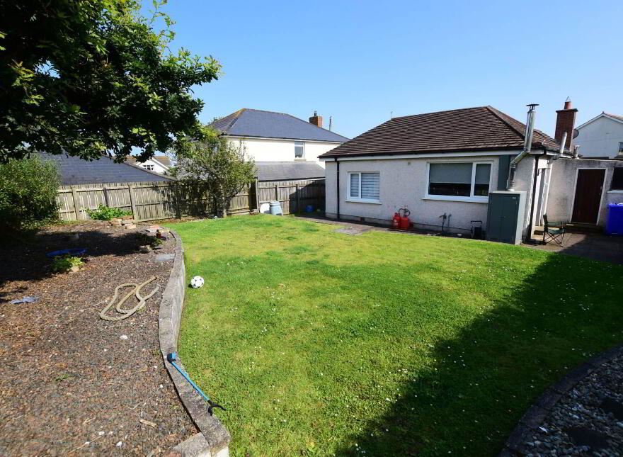 208 Ballywalter Road, Millisle, Newtownards, BT22 2LY