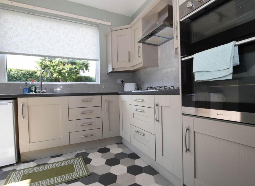 208 Ballywalter Road, Millisle, Newtownards, BT22 2LY