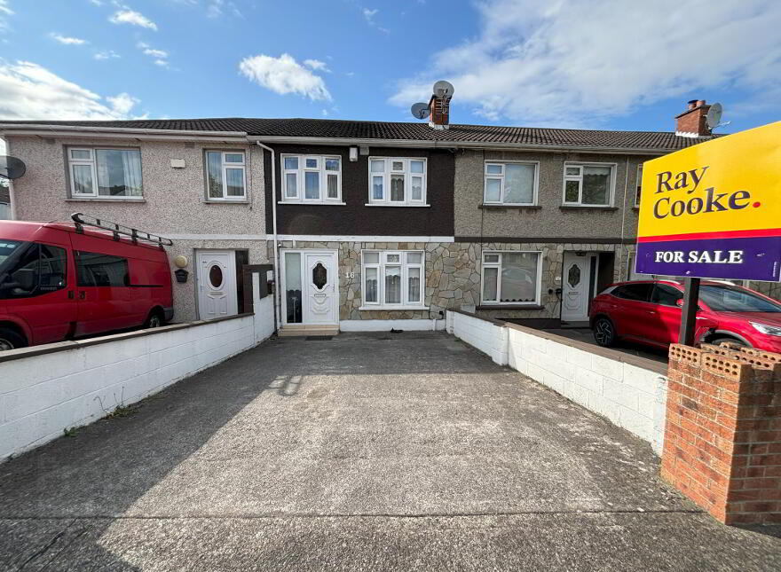 16 Woodford Court, Clondalkin, Dublin, D22 photo