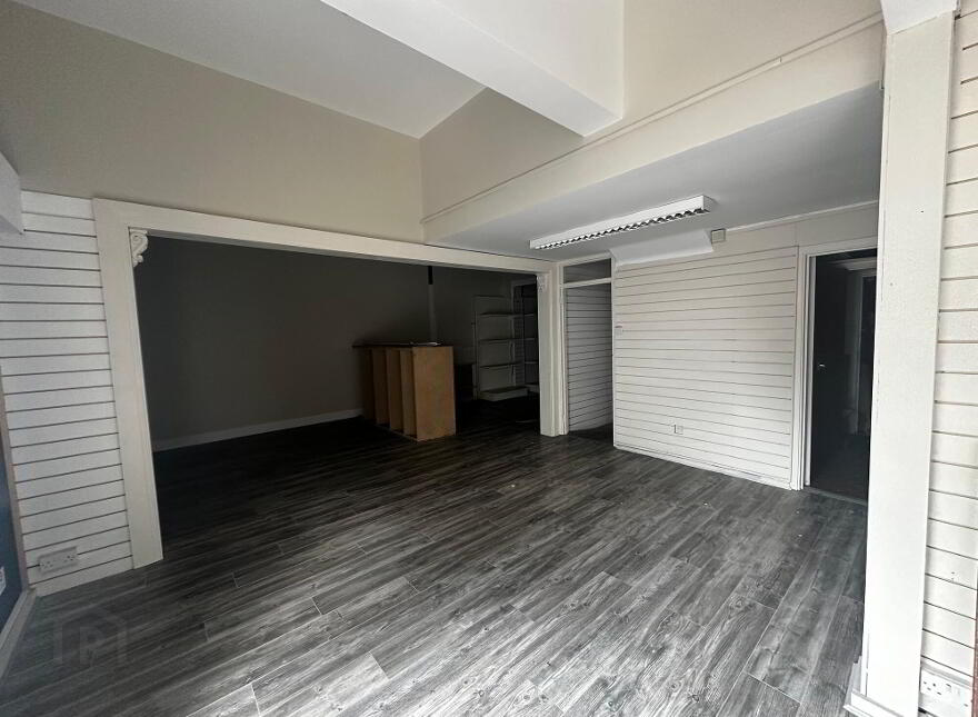Unit 16 & 16a Kings Square Shopping Centre, Kings Road, Belfast, BT5 7EA