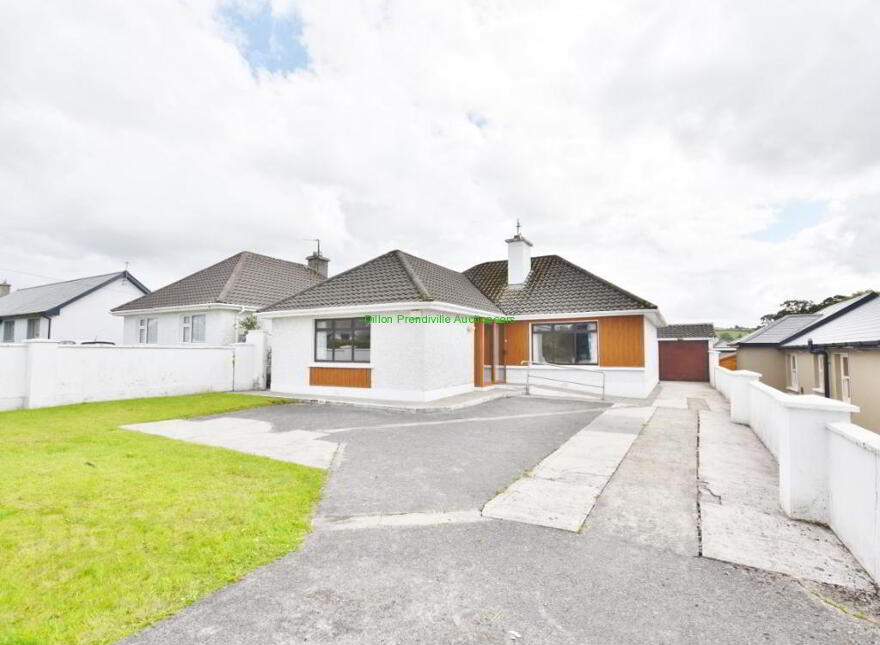 Dorland, Cahirdown, Dorland, Listowel, V31HK74 photo