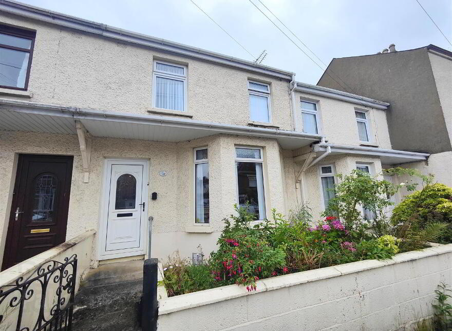 35 Glencairn Street, Belfast, BT13 3LT photo