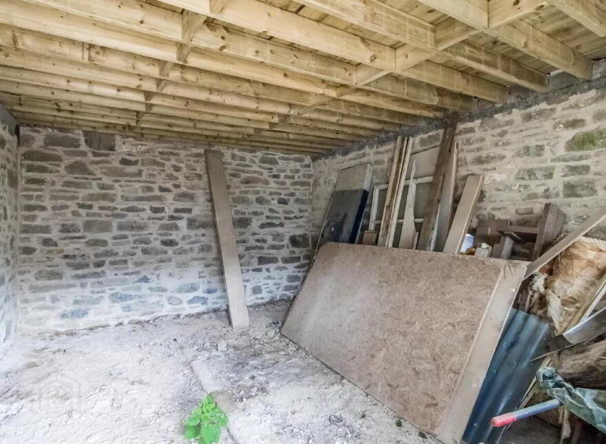 Church Street, Strokestown, F42T021