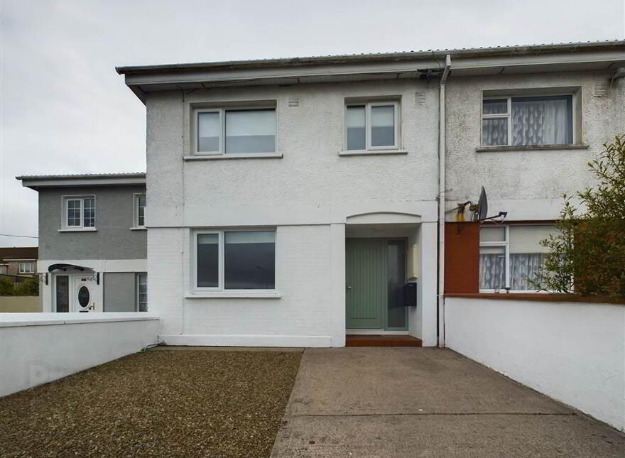 88 Clonard Park, Ballybeg, Waterford, X91KW4C photo