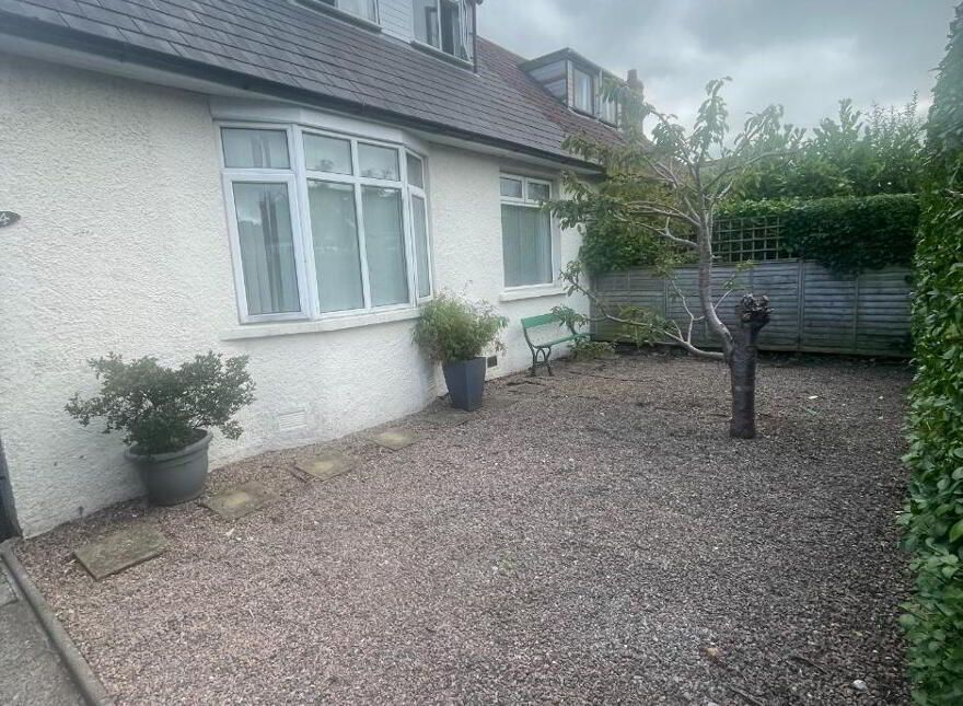 14 Prince Edward Park, Belfast, BT9 5FZ photo