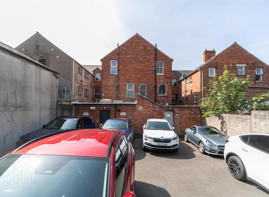 97 Malone Avenue, Belfast, BT9 6EQ