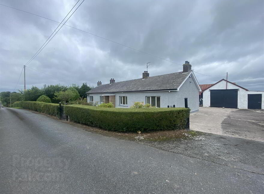 40 Clonmain Road, Loughgall, BT61 8LD photo