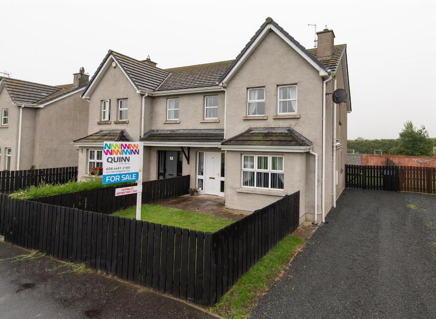 10 The Links, Ballykinler, Downpatrick, BT30 8FE photo