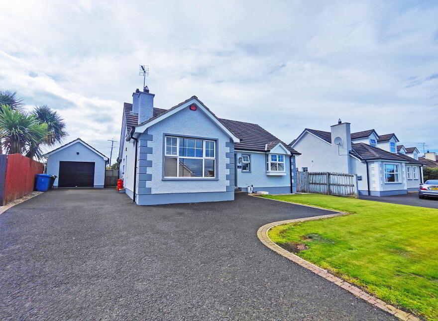 11 Belvedere Avenue, Castlerock, Coleraine, BT51 4XD photo