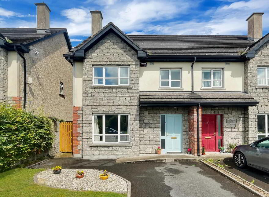 5 The Mews, Millersbrook, Nenagh, E45WE52 photo