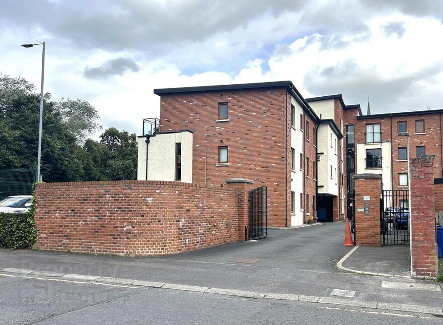 Apt 9, 22b Summerhill Avenue, Belfast, BT5 7HD photo