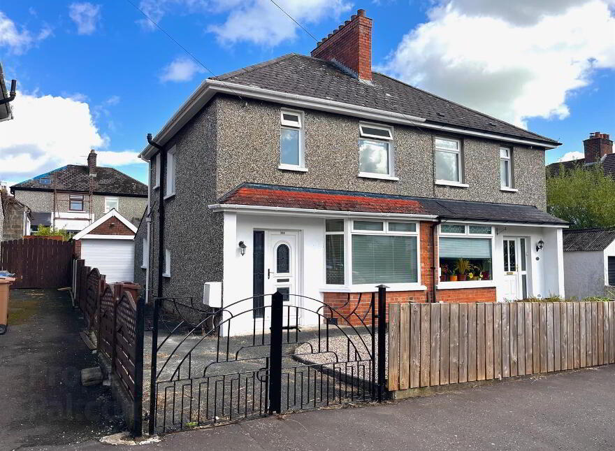 206 Barnetts Road, Belfast, BT5 7BG photo