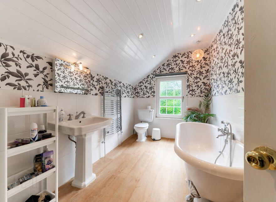 Kirkiston Cottage, 58 Ballyeasborough Road, Kircubbin, Newtownards, BT22 1DB