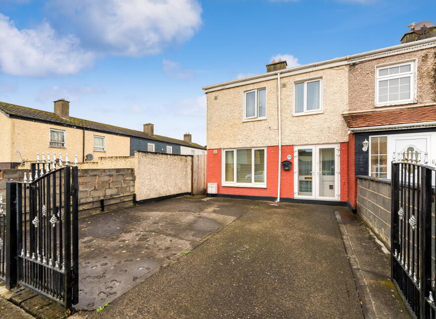 45 Kilmartin Avenue, Tallaght, Dublin, D24WK5A photo