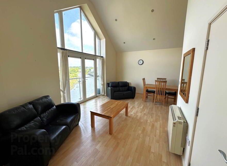 33 The Quay Apartments, Levis Quay, Skibbereen, P81T292 photo