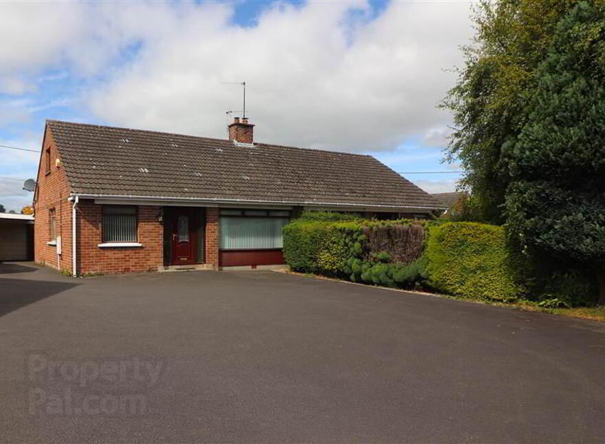 5 Hillside Gardens, Benson Street, Lisburn, BT28 2AX photo