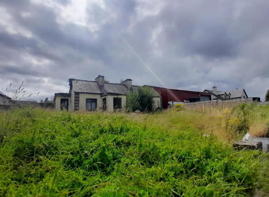 Ballina Road, Swinford, F12T289