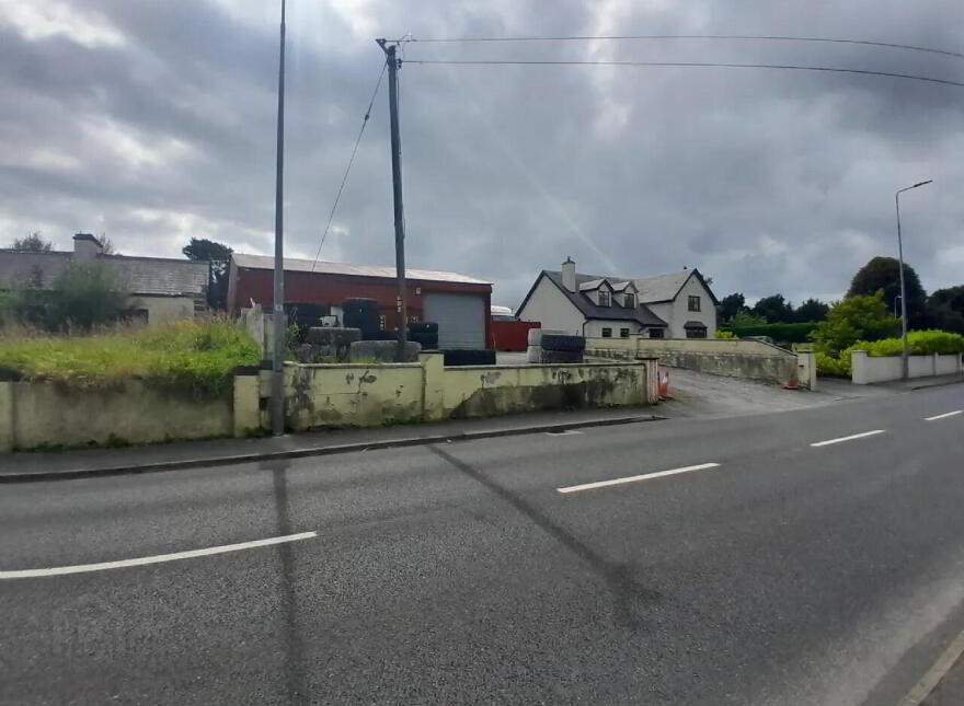 Ballina Road, Swinford, F12T289