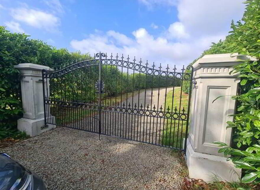 Ballyvorane North, Nohoval