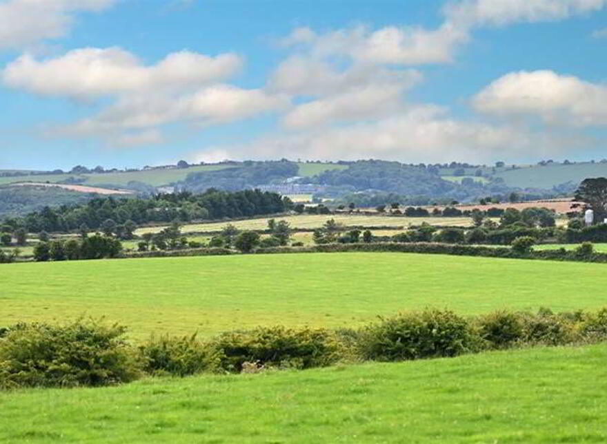 Ballyvorane North, Nohoval