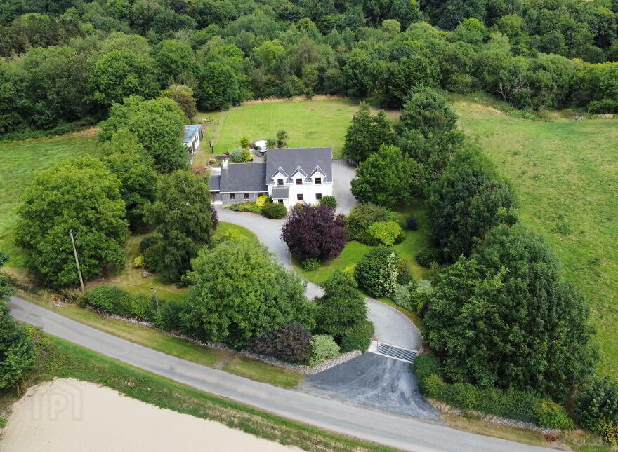 Awbeg House, Doonawanly, Castletownroche, P51D368
