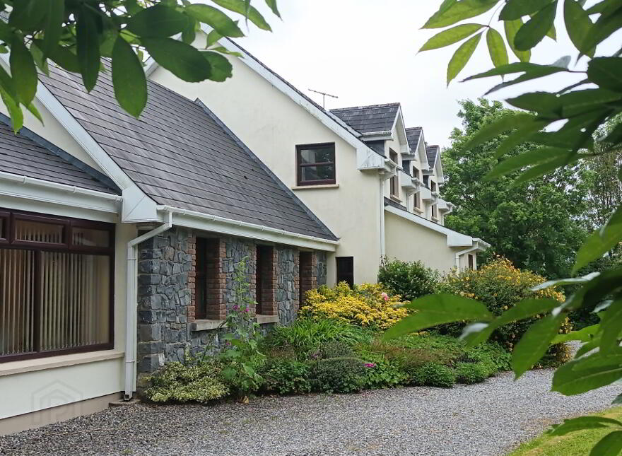 Awbeg House, Doonawanly, Castletownroche, P51D368
