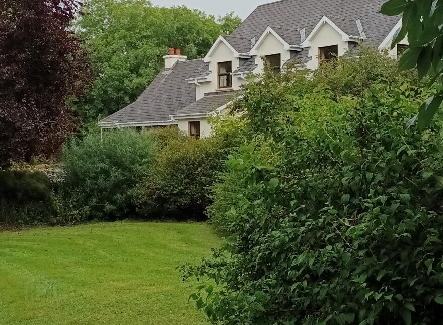 Awbeg House, Doonawanly, Castletownroche, P51D368