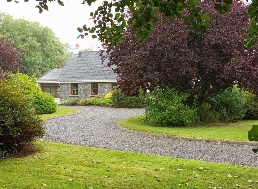 Awbeg House, Doonawanly, Castletownroche, P51D368