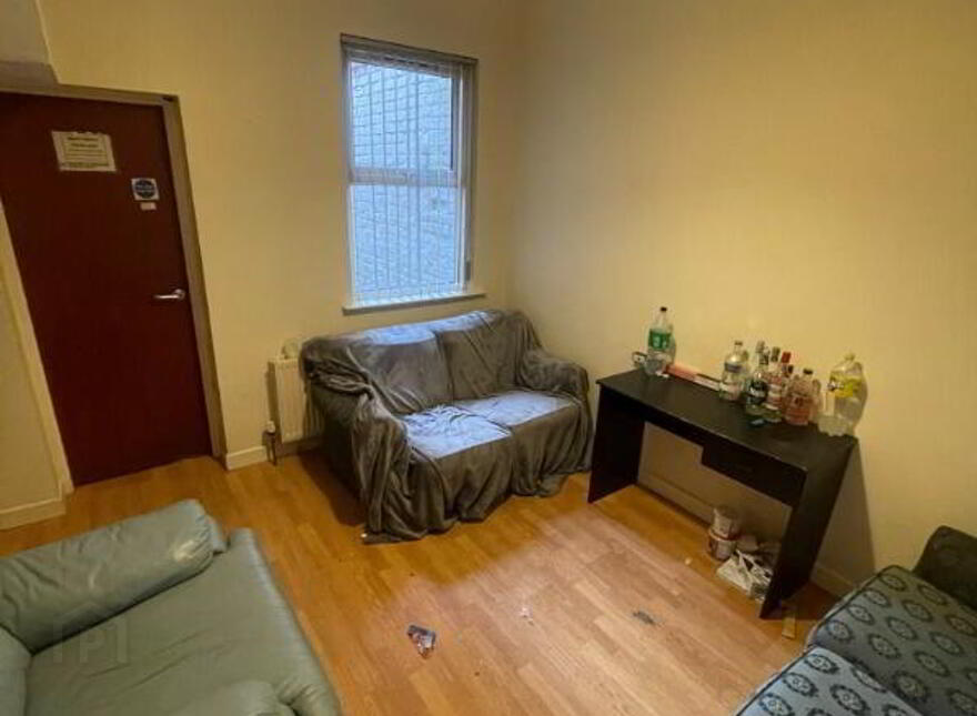 105 Dunluce Avenue, Belfast, BT9 7AX