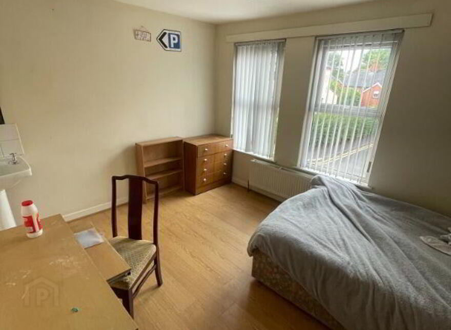 105 Dunluce Avenue, Belfast, BT9 7AX