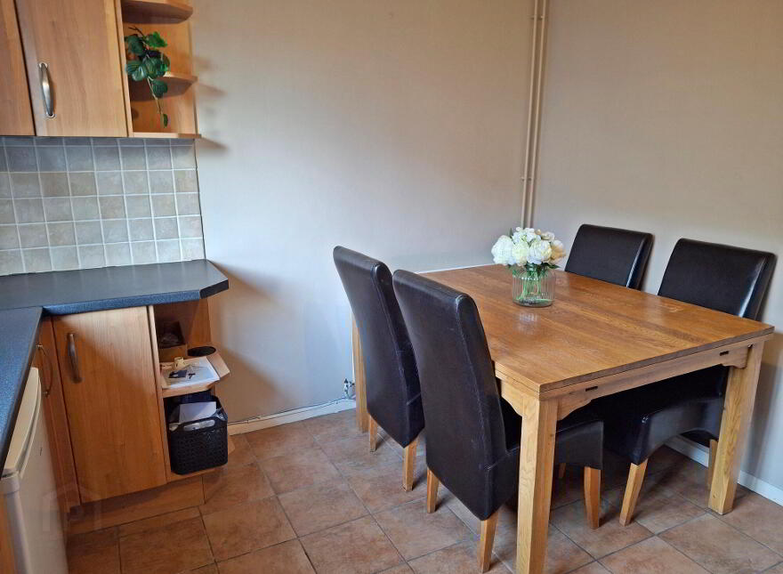 24 Loane Drive, Enniskillen, BT74 4EG
