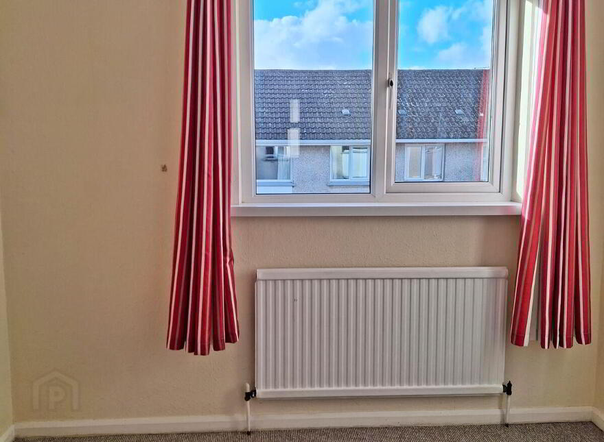 24 Loane Drive, Enniskillen, BT74 4EG