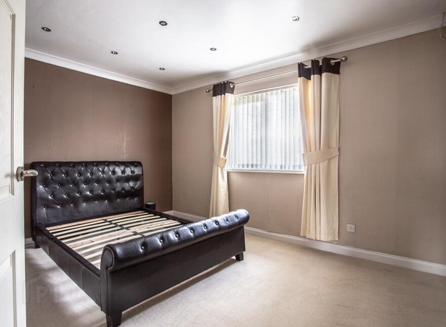 B, 48 Killuney Drive, Armagh, BT60 1AZ