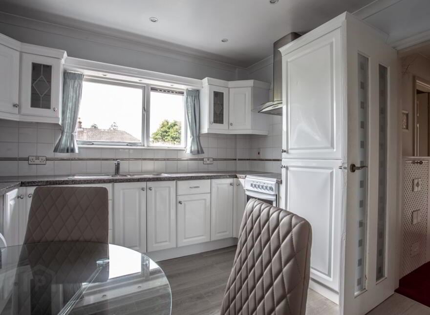 B, 48 Killuney Drive, Armagh, BT60 1AZ