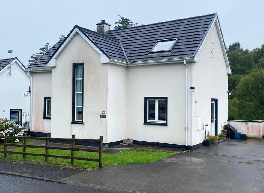 3 Keenaghan Close, Carrick Road, Kilcar, Donegal, F94HY28 photo