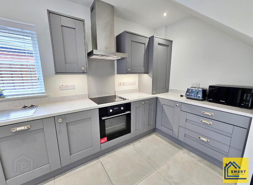 8 Millmount Village Gardens, Dundonald, Belfast, BT16 1BH
