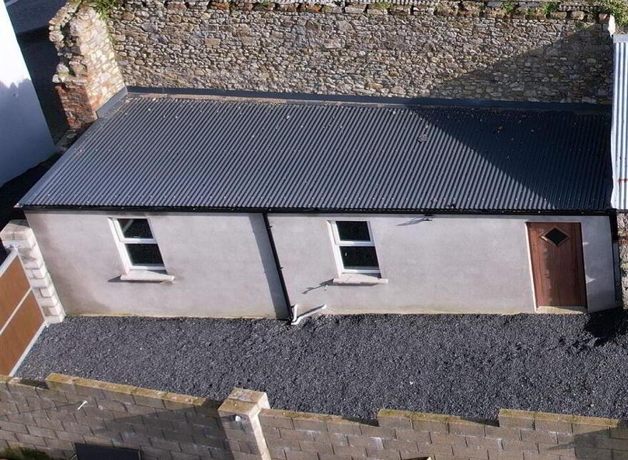 2 Apartments, Main Street, Rathdowney, Laois, R32FW62