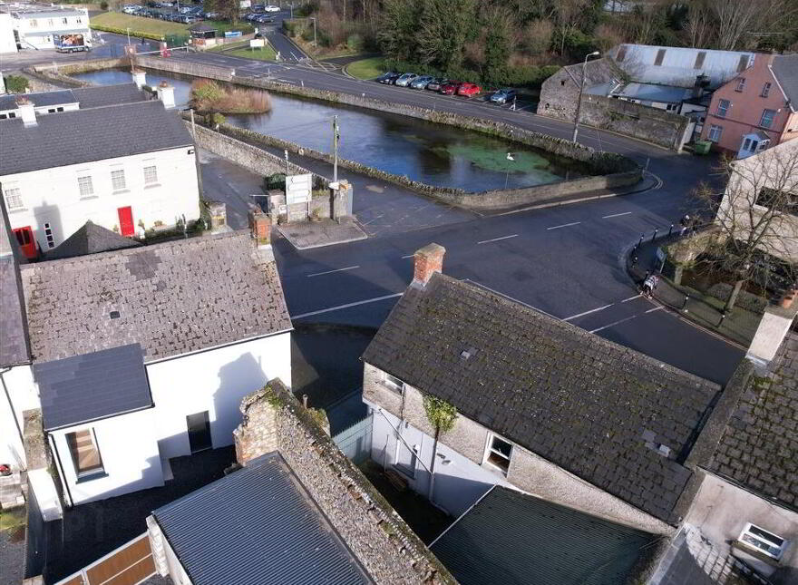 2 Apartments, Main Street, Rathdowney, Laois, R32FW62