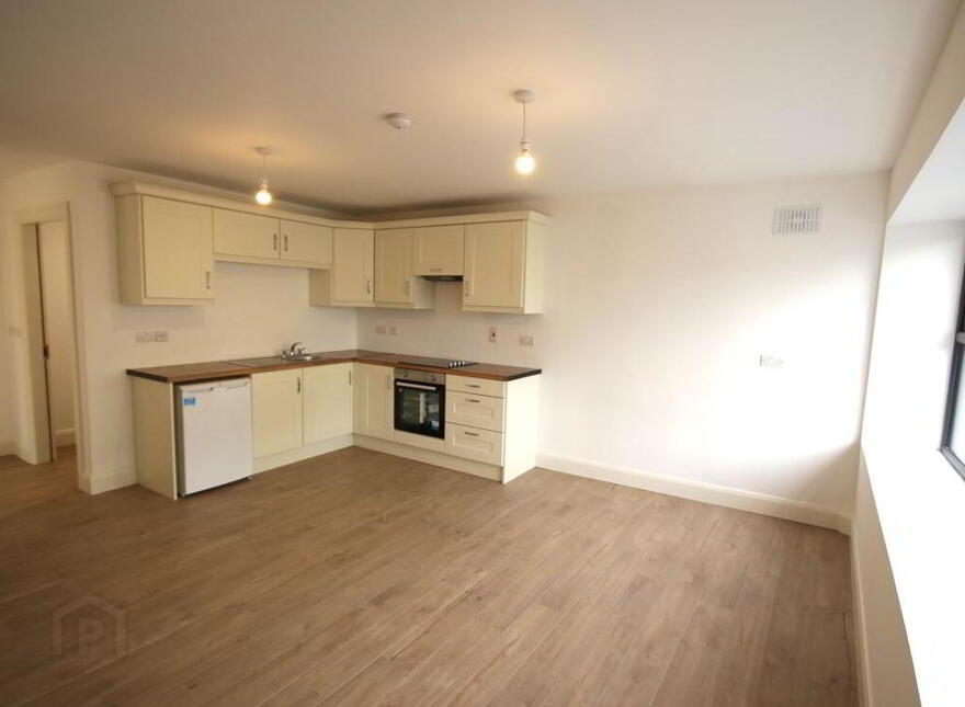 2 Apartments, Main Street, Rathdowney, Laois, R32FW62