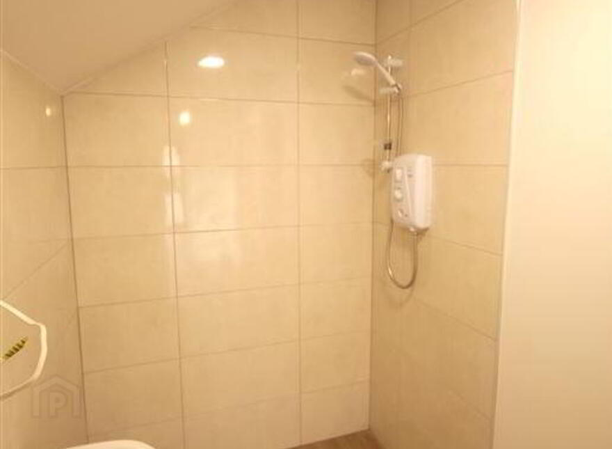 2 Apartments, Main Street, Rathdowney, Laois, R32FW62