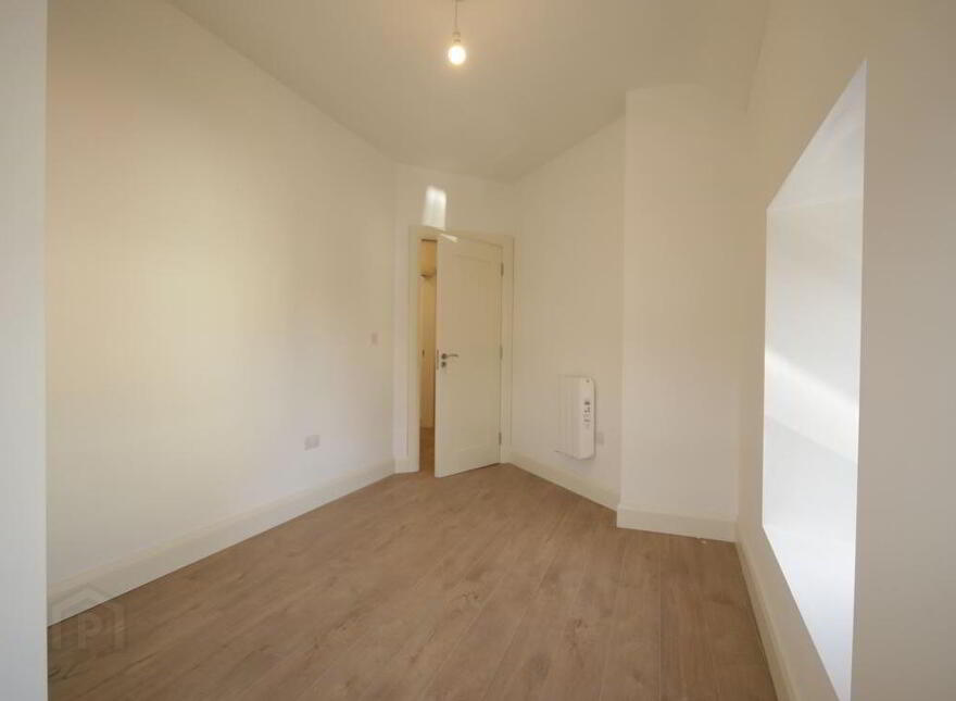 2 Apartments, Main Street, Rathdowney, Laois, R32FW62