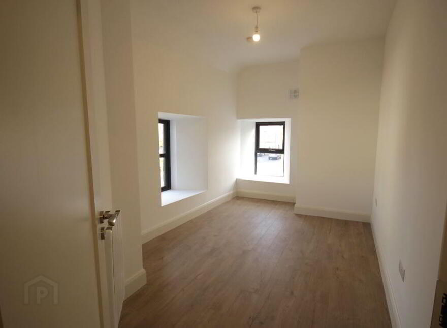 2 Apartments, Main Street, Rathdowney, Laois, R32FW62
