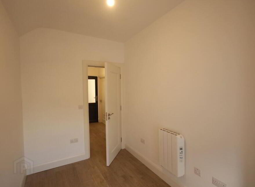 2 Apartments, Main Street, Rathdowney, Laois, R32FW62