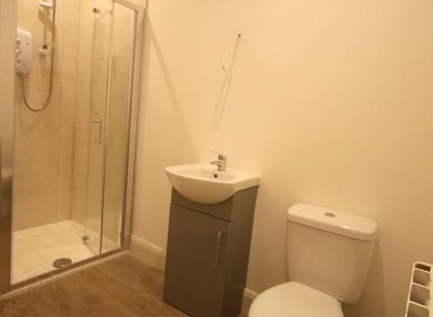 2 Apartments, Main Street, Rathdowney, Laois, R32FW62