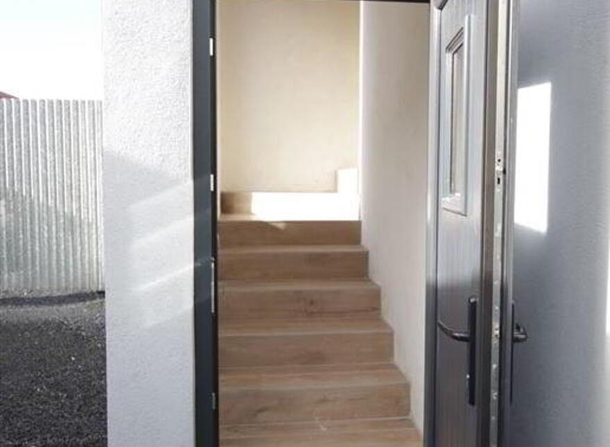 2 Apartments, Main Street, Rathdowney, Laois, R32FW62