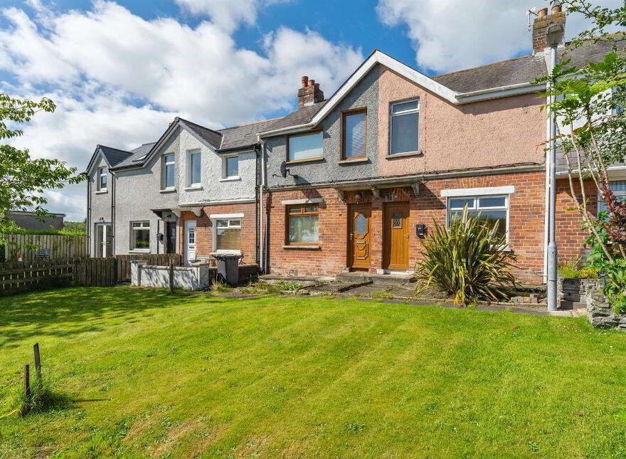 5 Castle Hill, Ballywalter, Newtownards, BT22 2PS photo