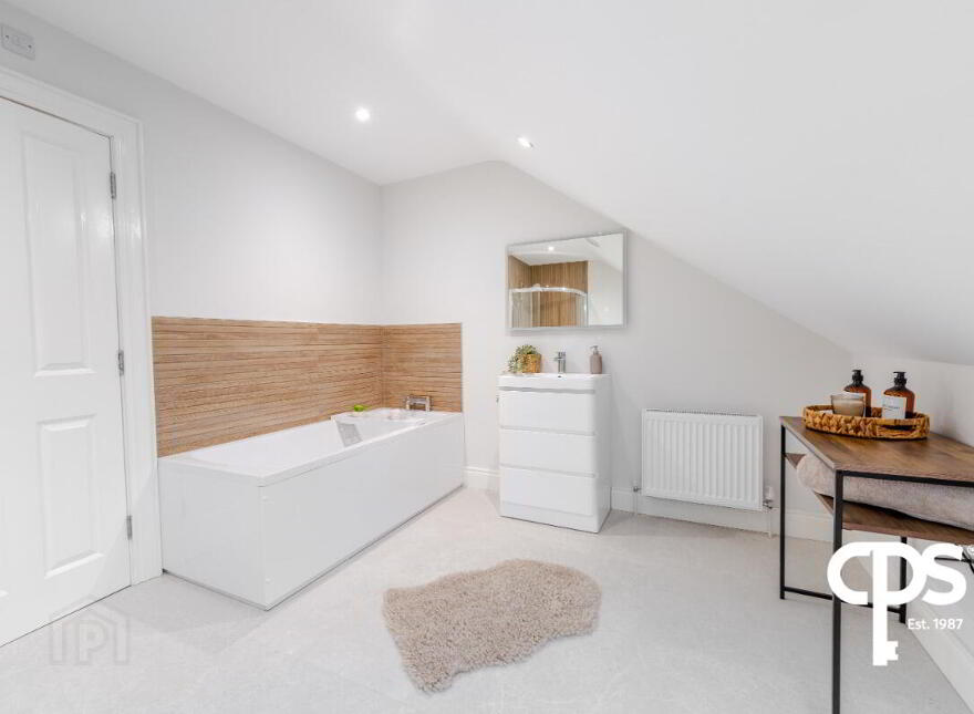 14 Manor Hill, Derry, BT47 2JT
