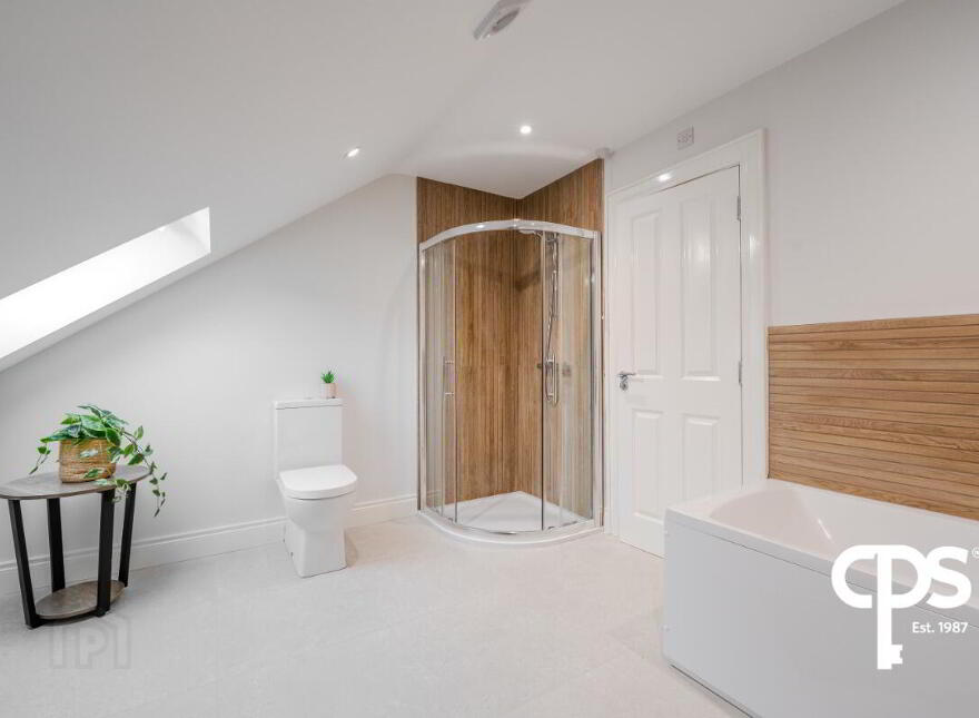 14 Manor Hill, Derry, BT47 2JT